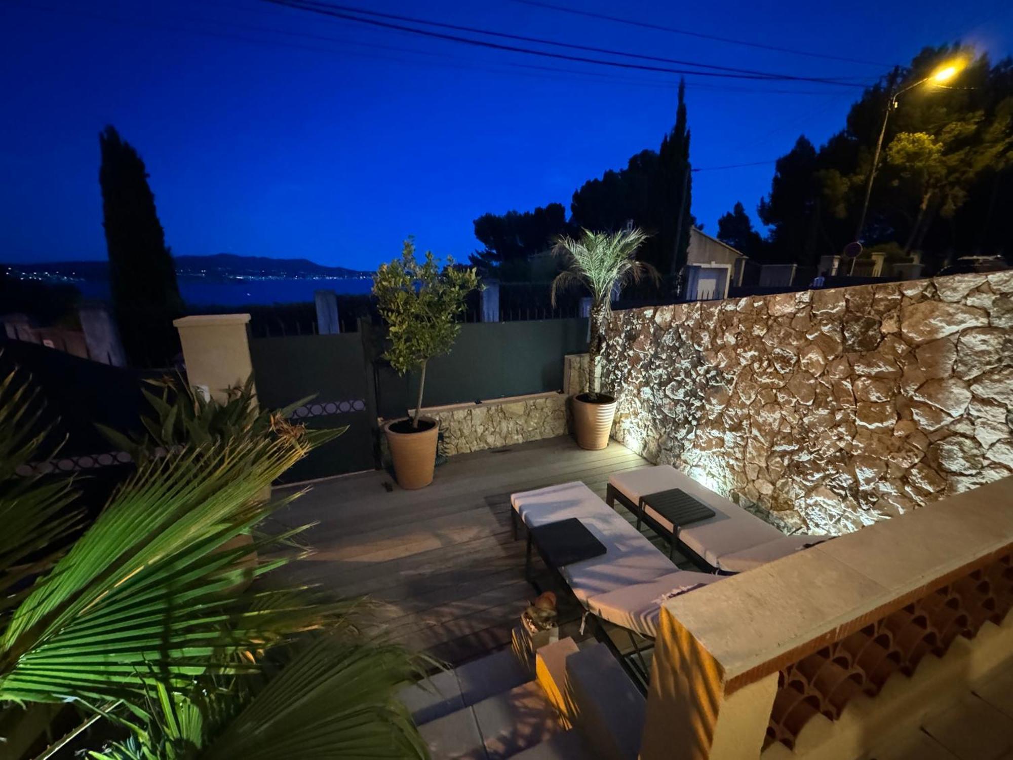 Confortable T2 Vue Mer Avec Terrasse Amenagee Et Parking Prive, Plage Et Port A Pied Sanary-sur-Mer Ngoại thất bức ảnh